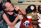 191203-willie-nelson-marijuana-se-301p.jpg