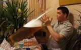 worlds-biggest-beer-pint-glass-drinking_50_1_78.jpg