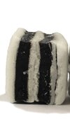 Taveners-Black-and-white-mints-Traditional-English-Liquorice-Sweets-big-bag-2-mod_1400x.jpg