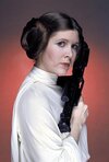 Princess_Leia's_characteristic_hairstyle.jpg