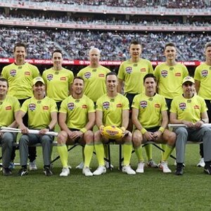 2021-AFL-Grand-Final-Team-Photo-with-emergencies-Large_27.jpg