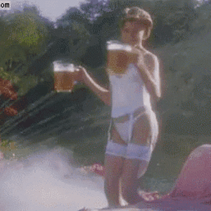 girl-beer.gif