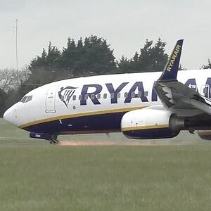 69662347-0-Pictured_This_is_the_terrifying_moment_sparks_fly_from_a_Ryanair-a-28_1681120699760.jpg