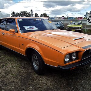 1974_Leyland_Force_7V_coupe_(6108212625).jpg