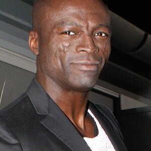 Seal_2012_(cropped).jpg