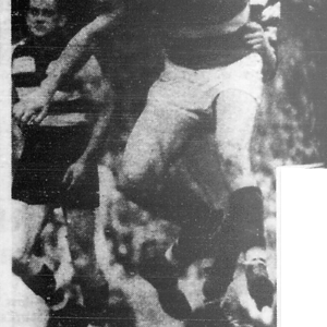 6a. Footscray Football Club - Photograph - Sun News-Pictorial - 13 Sep 1954 copy.png