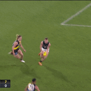 Marlion-cripps-tackle.GIF