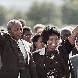 on-this-day-nelson-mandela-released-from-prison-136396089095003901-150210171807.jpg