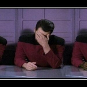 triple-facepalm-star-trek-1452624801.jpg