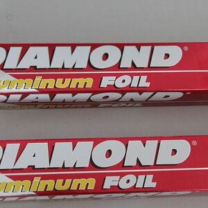 Silverdiamondbrandrolltypealuminiumfoil_6232b0fb-4a65-482b-ad10-1cf7a0c78db1.jpg