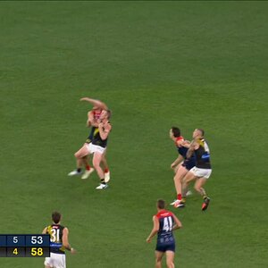 Screenshot_20230424_175344_Watch AFL.jpg